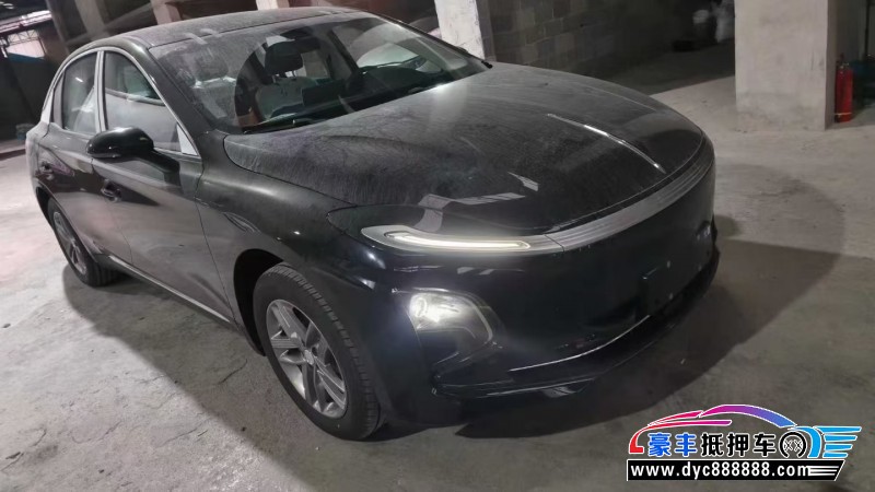 25年红旗EQM5轿车抵押车出售