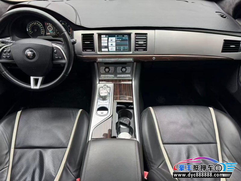 15年捷豹XF轿车抵押车出售