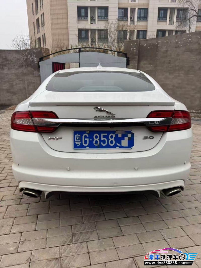 15年捷豹XF轿车抵押车出售