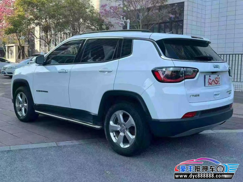 18年Jeep指南者轿车抵押车出售