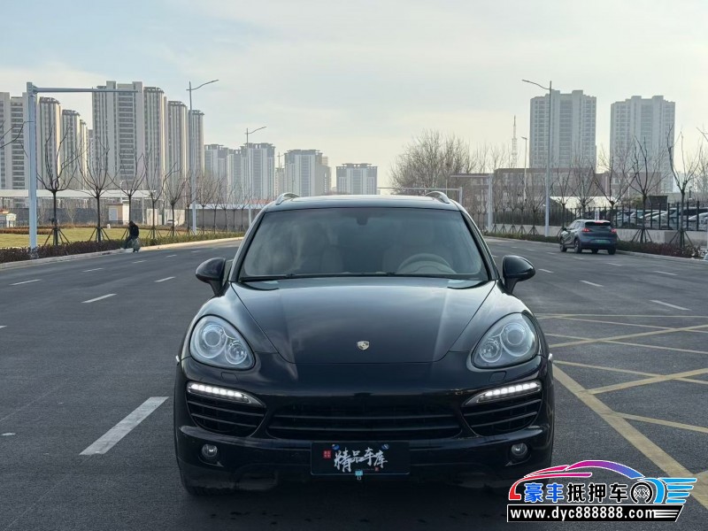 抵押车出售11年保时捷卡宴轿车