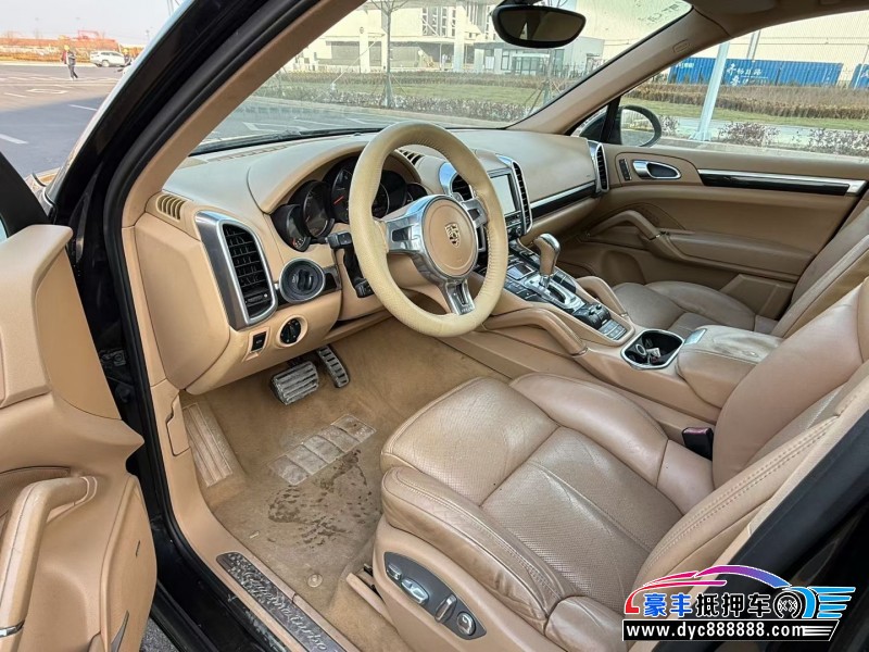 11年保时捷卡宴轿车抵押车出售