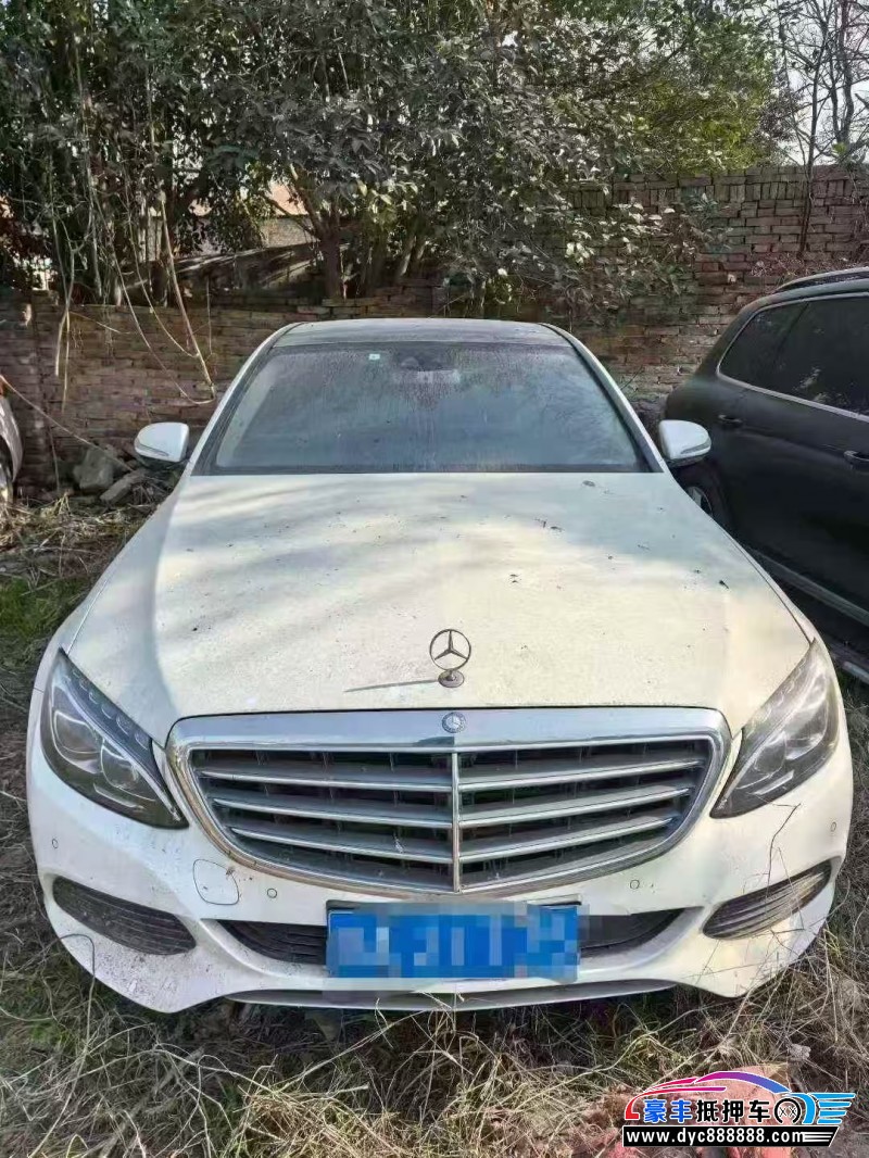 16年奔驰C轿车