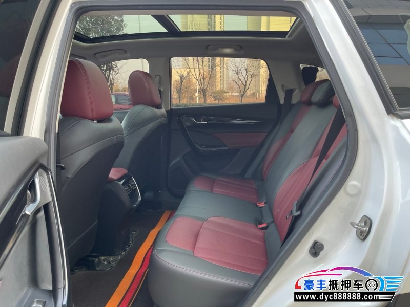 22年东风风神AX7轿车抵押车出售