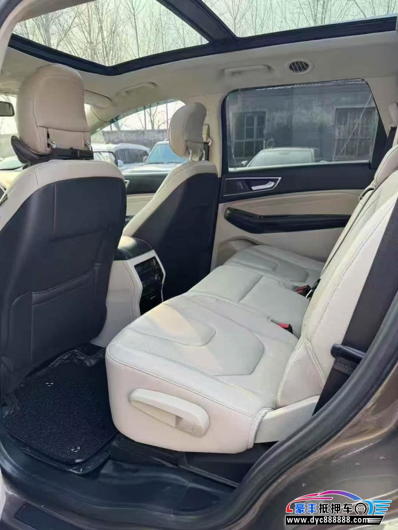 15年福特锐界轿车抵押车出售