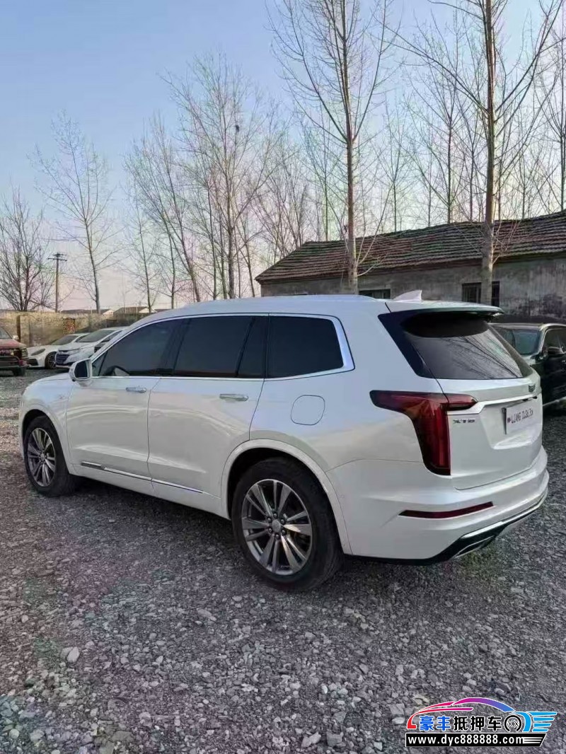 20年凯迪拉克xt6轿车抵押车出售
