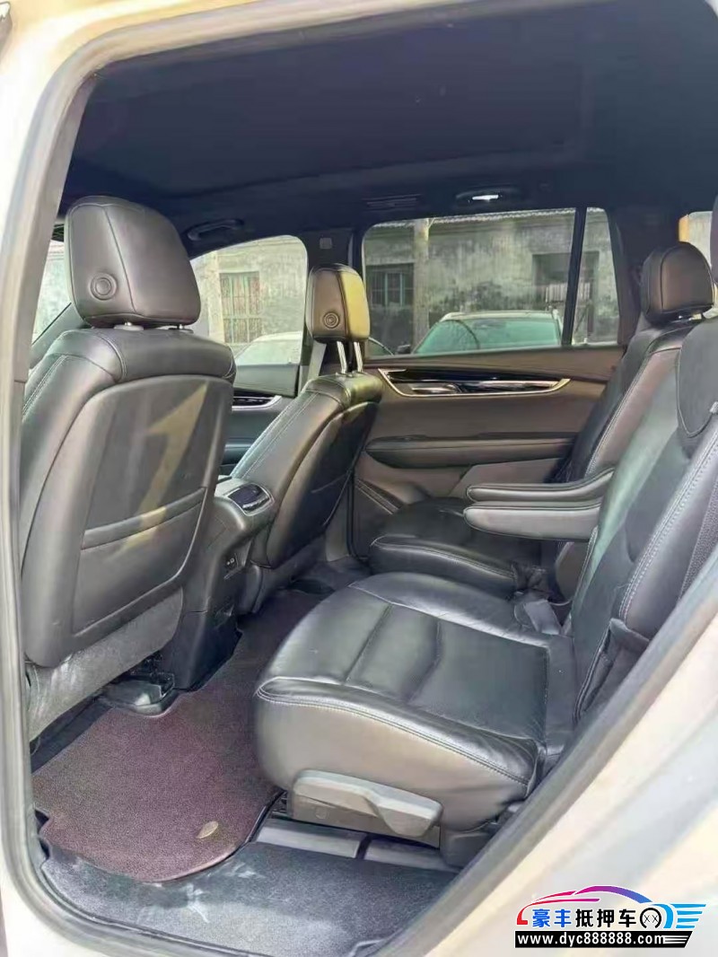 20年凯迪拉克xt6轿车抵押车出售