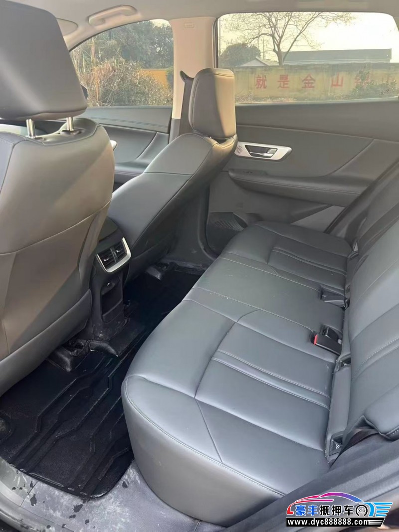 24年东风风神皓极轿车抵押车出售