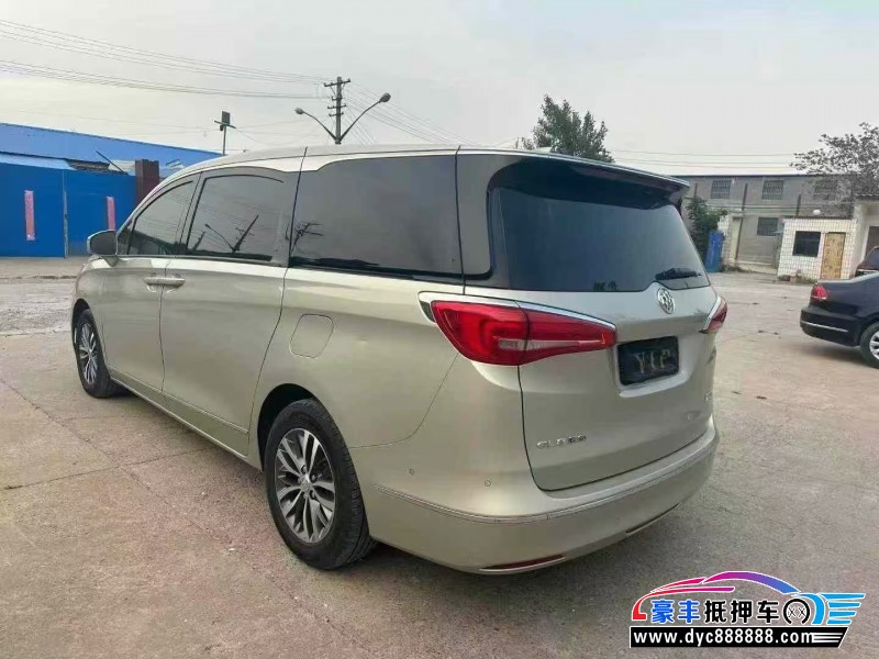 18年别克GL8轿车抵押车出售