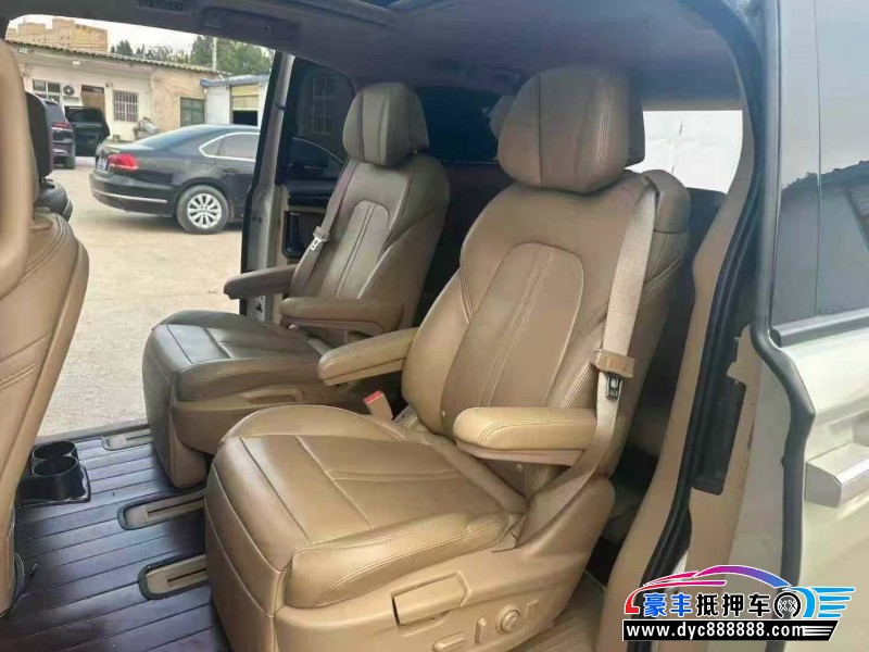 18年别克GL8轿车抵押车出售