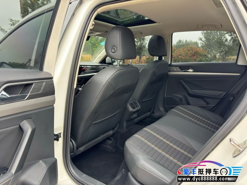 20年大众朗逸轿车抵押车出售