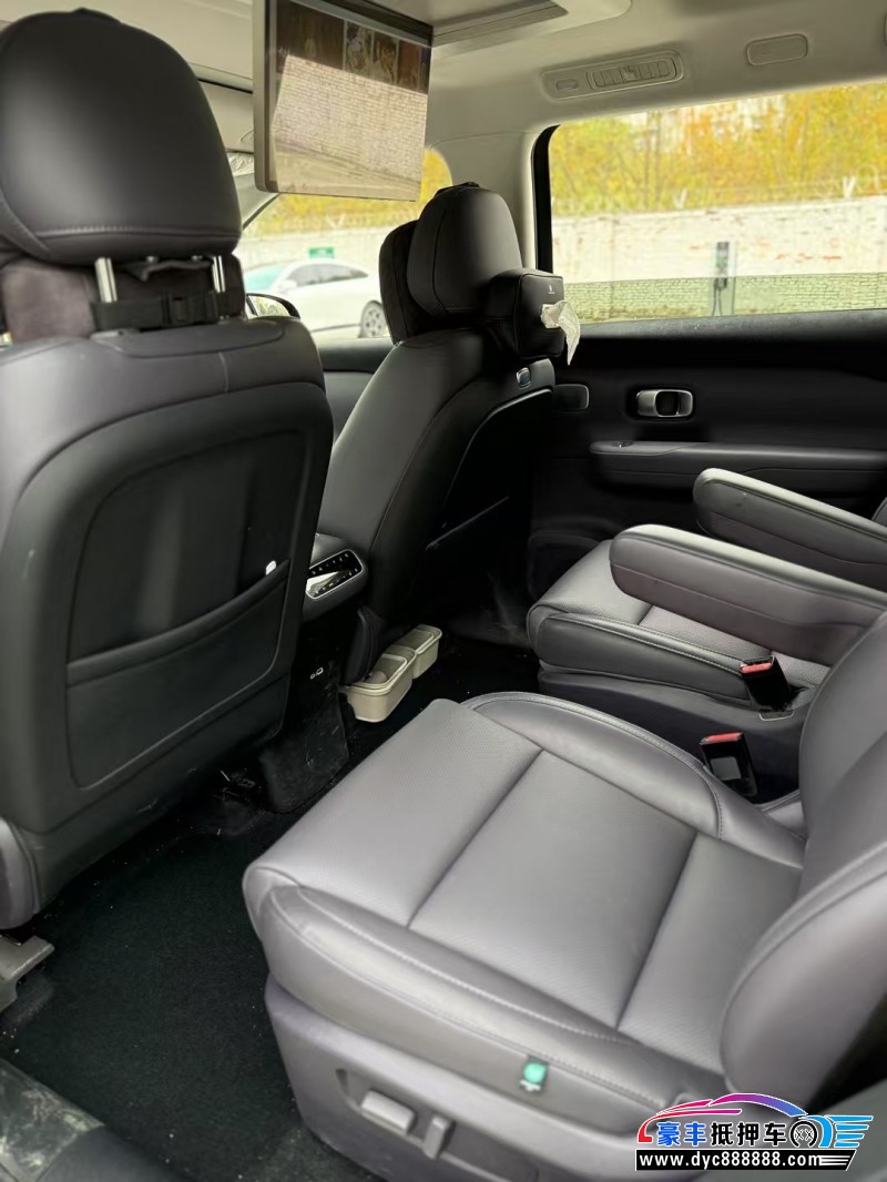 24年零跑C16轿车抵押车出售