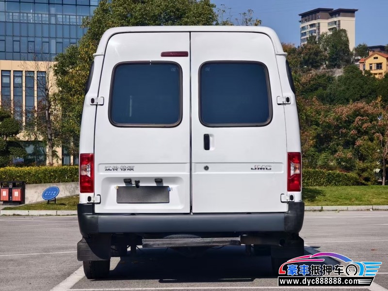 21年江铃特顺轿车抵押车出售