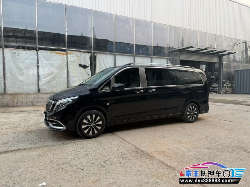 22年奔驰威霆轿车抵押车出售