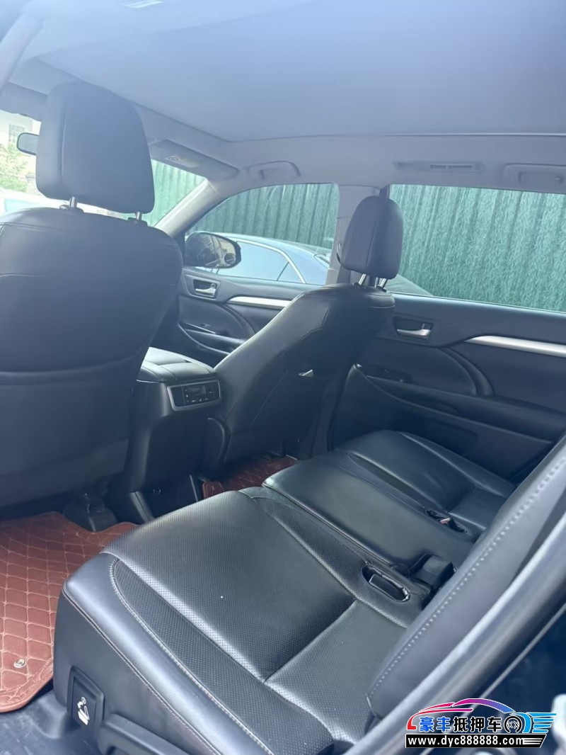 21年丰田汉兰达轿车抵押车出售