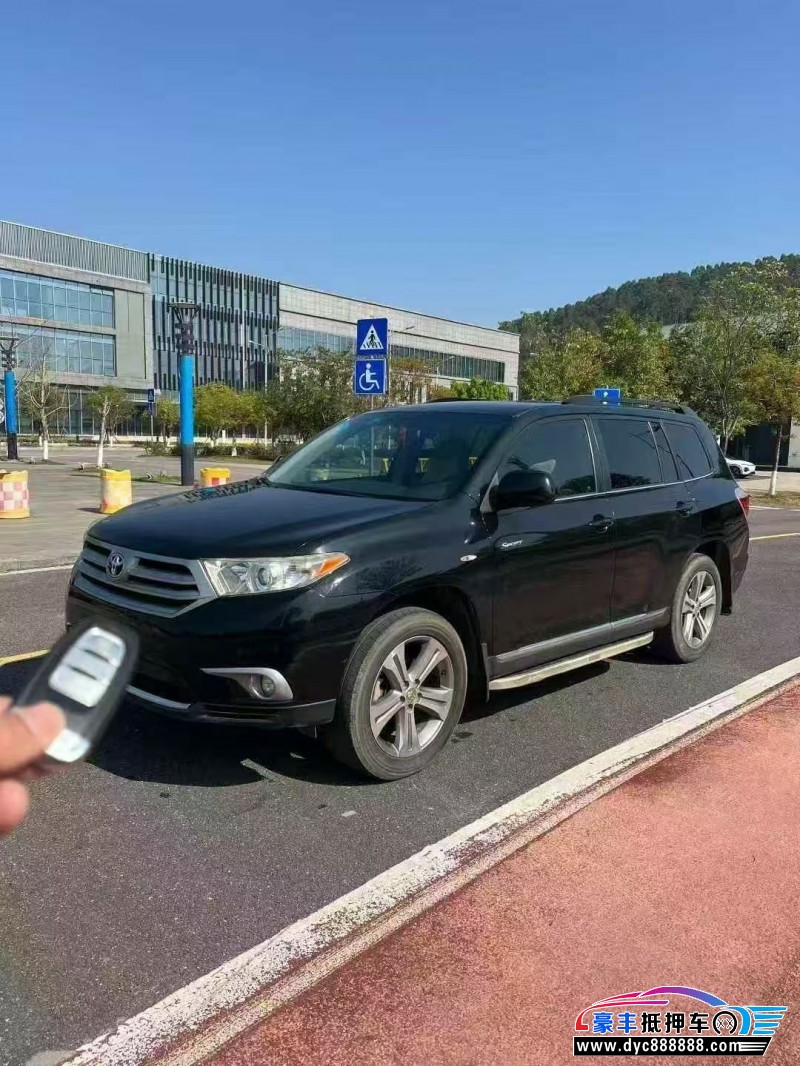 15年丰田汉兰达轿车抵押车出售