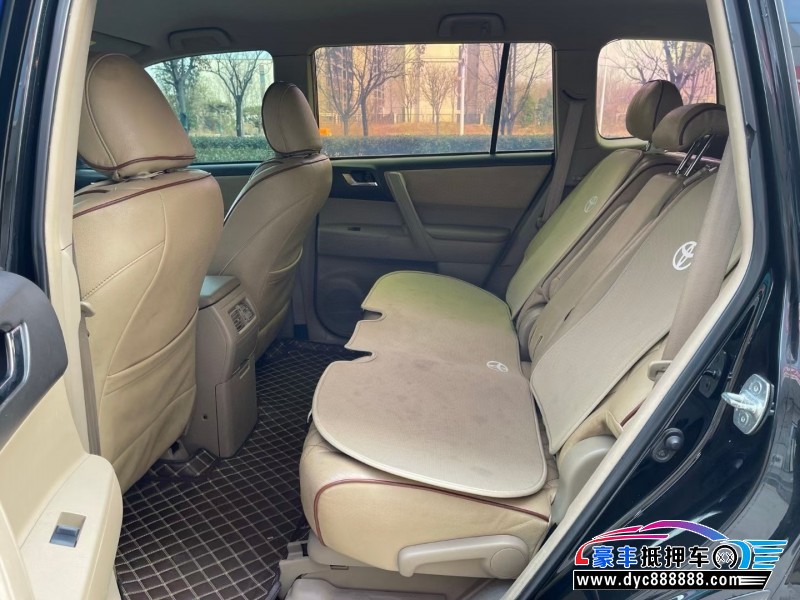 14年丰田汉兰达轿车抵押车出售