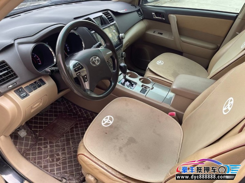 14年丰田汉兰达轿车抵押车出售