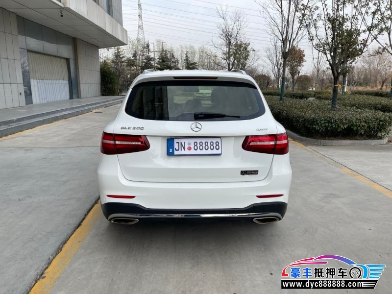 17年奔驰GLC轿车抵押车出售
