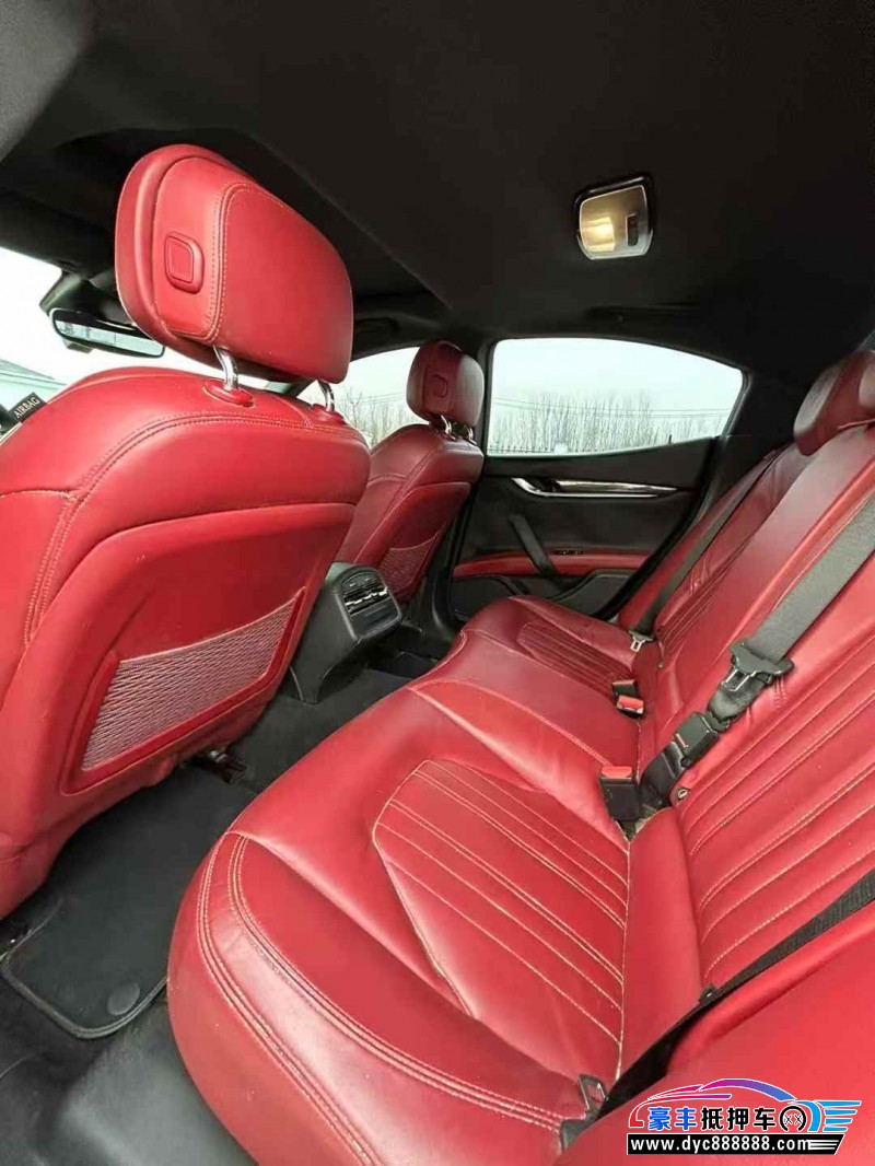 17年玛莎拉蒂Ghibli轿车抵押车出售