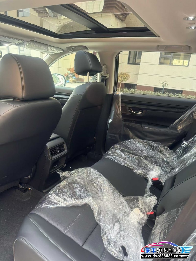 25年本田CR-V轿车抵押车出售