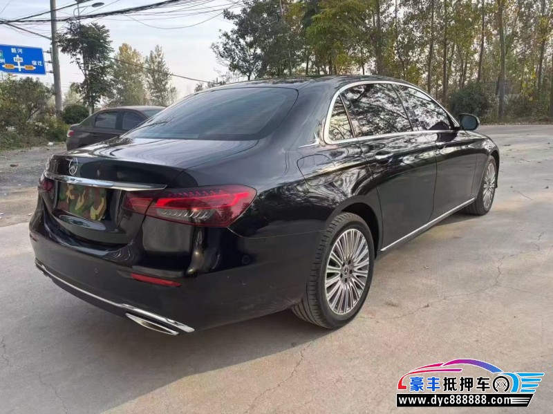 23年奔驰E轿车抵押车出售