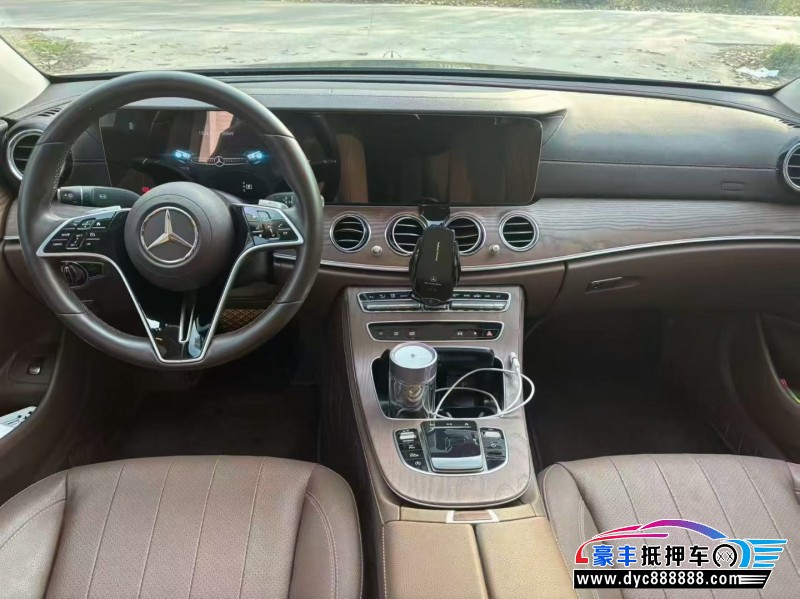 23年奔驰E轿车抵押车出售