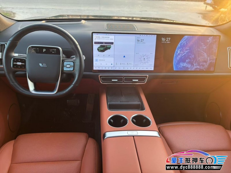 23年理想L9轿车抵押车出售