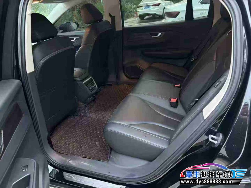 23年红旗EQM5轿车抵押车出售