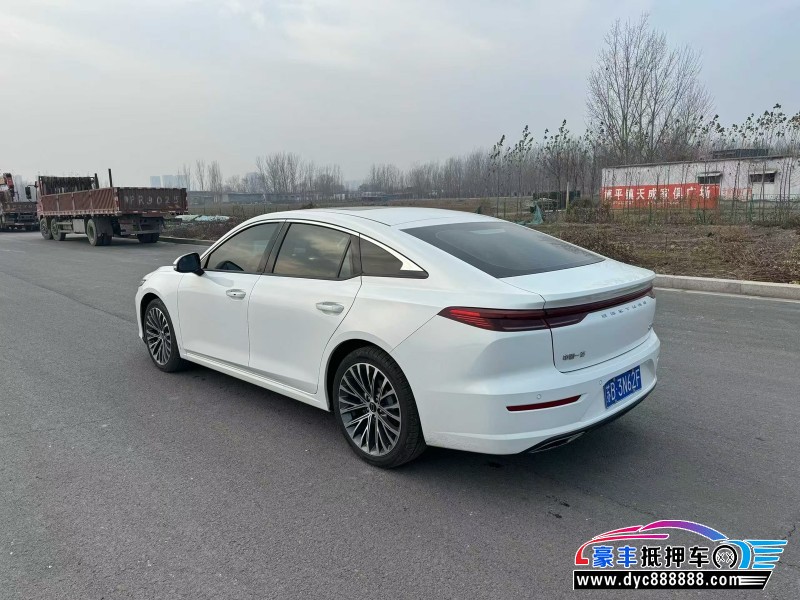 24年奔腾B70轿车抵押车出售