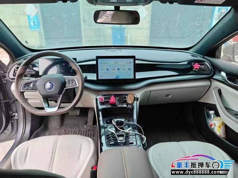 24年比亚迪秦轿车抵押车出售