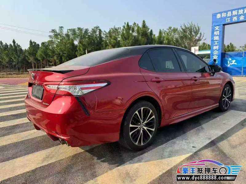 18年丰田凯美瑞轿车抵押车出售