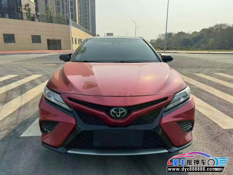 18年丰田凯美瑞轿车抵押车出售