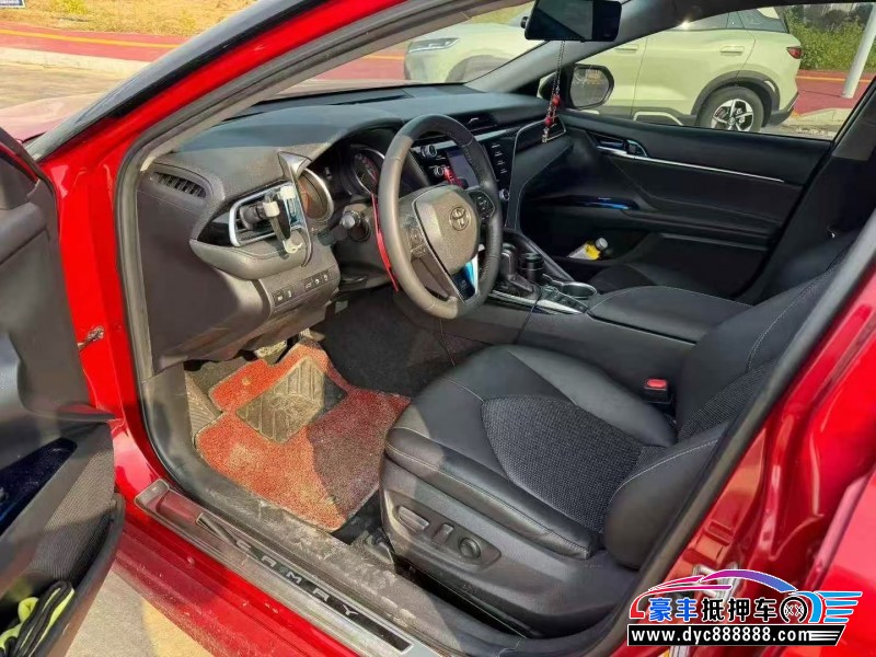 18年丰田凯美瑞轿车抵押车出售