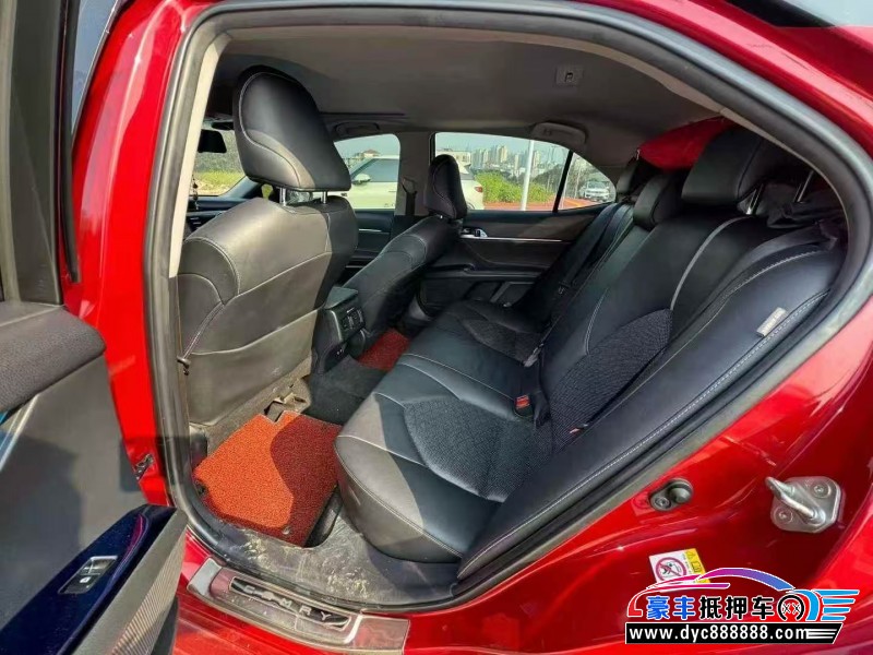 18年丰田凯美瑞轿车抵押车出售