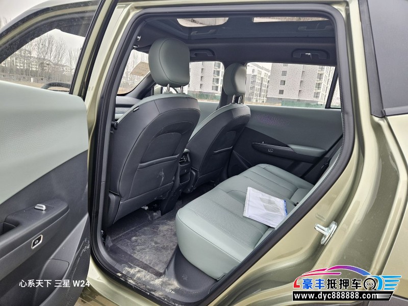 25年东风纳米06轿车抵押车出售