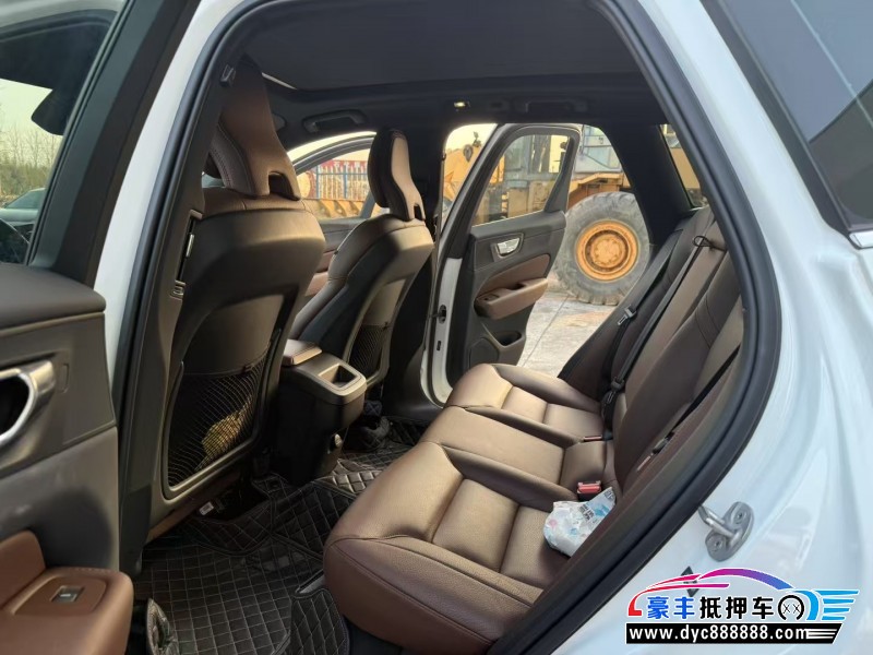 24年沃尔沃XC60轿车抵押车出售
