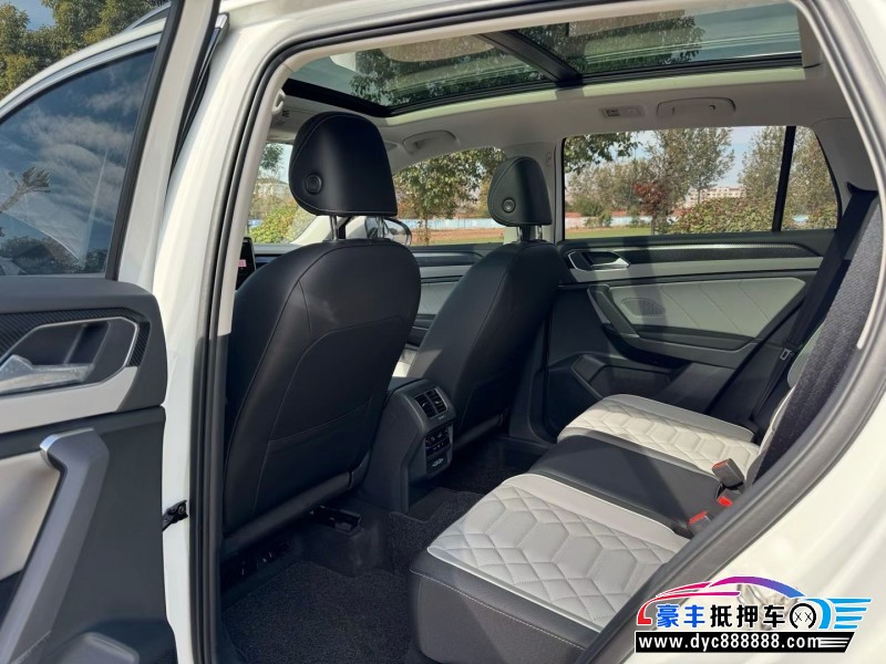 25年大众探岳轿车抵押车出售