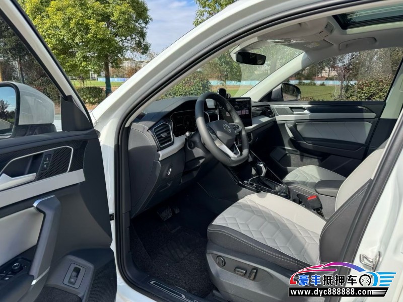 25年大众探岳轿车抵押车出售