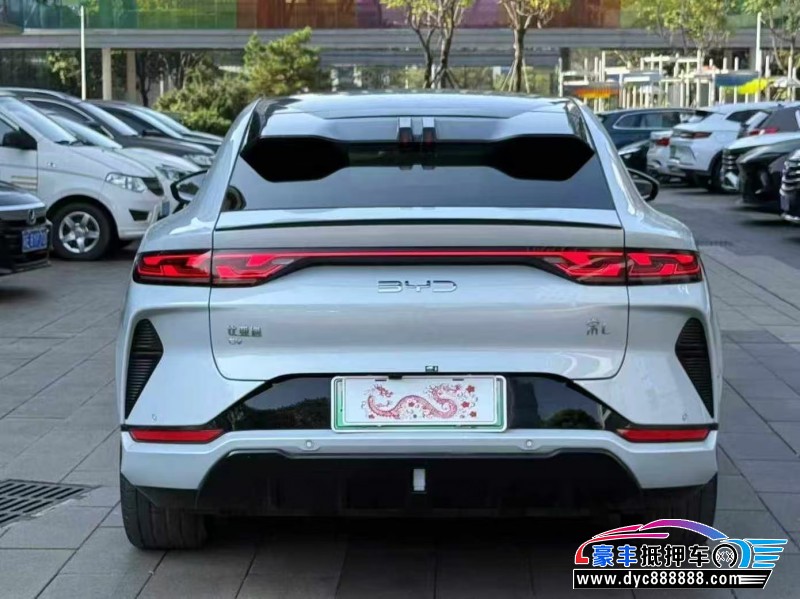 24年比亚迪宋轿车抵押车出售