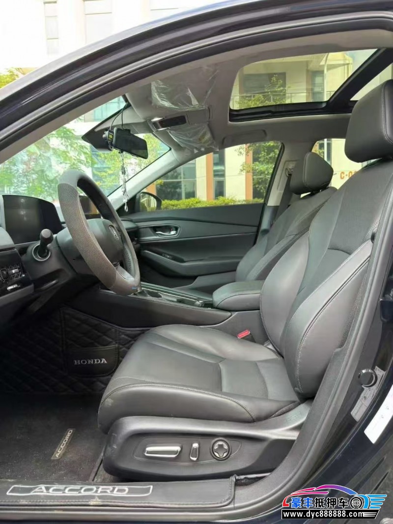 25年本田雅阁轿车抵押车出售