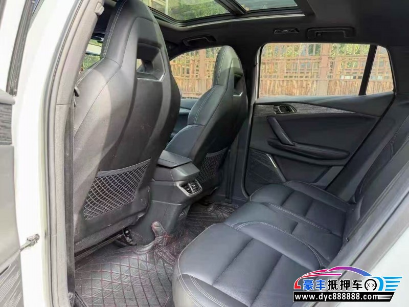 22年领克06SUV抵押车出售