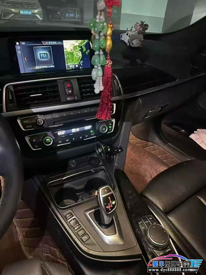 21年宝马3系轿车抵押车出售