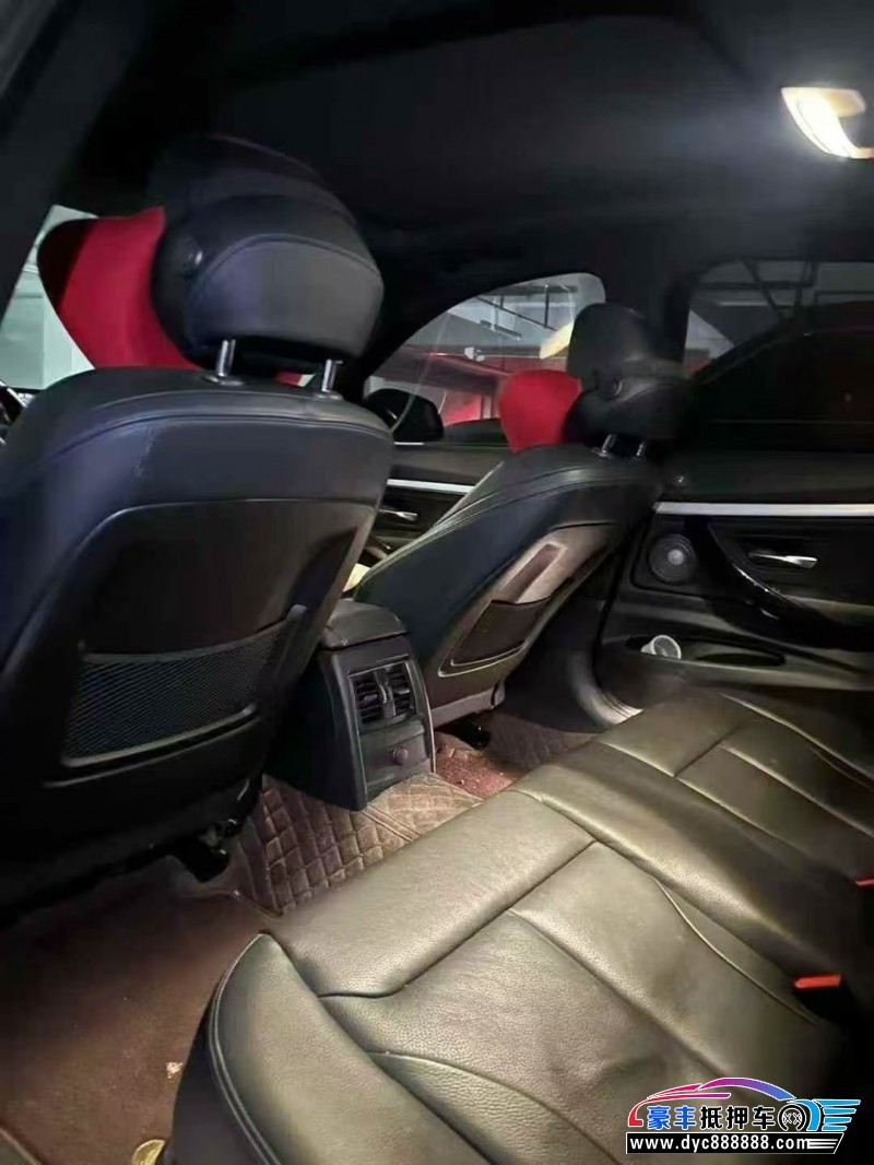 21年宝马3系轿车抵押车出售