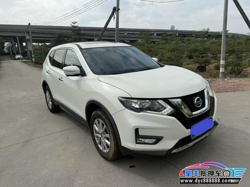 18年日产奇骏轿车抵押车出售