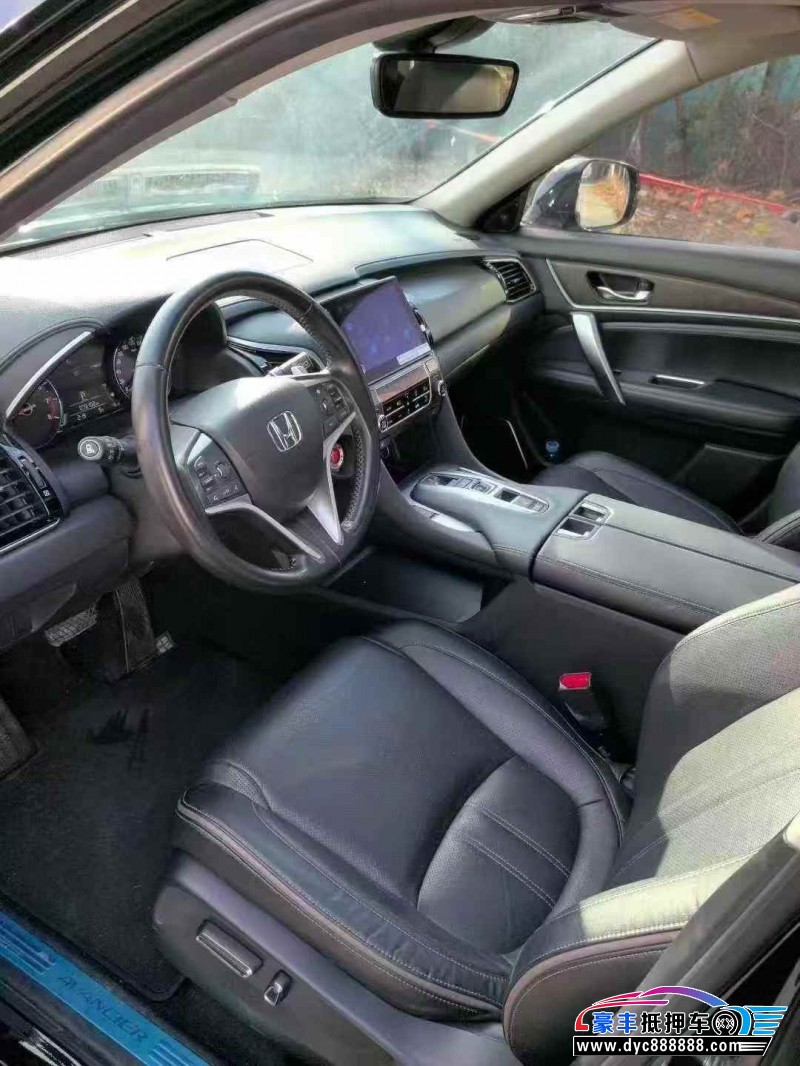 22年本田冠道轿车抵押车出售