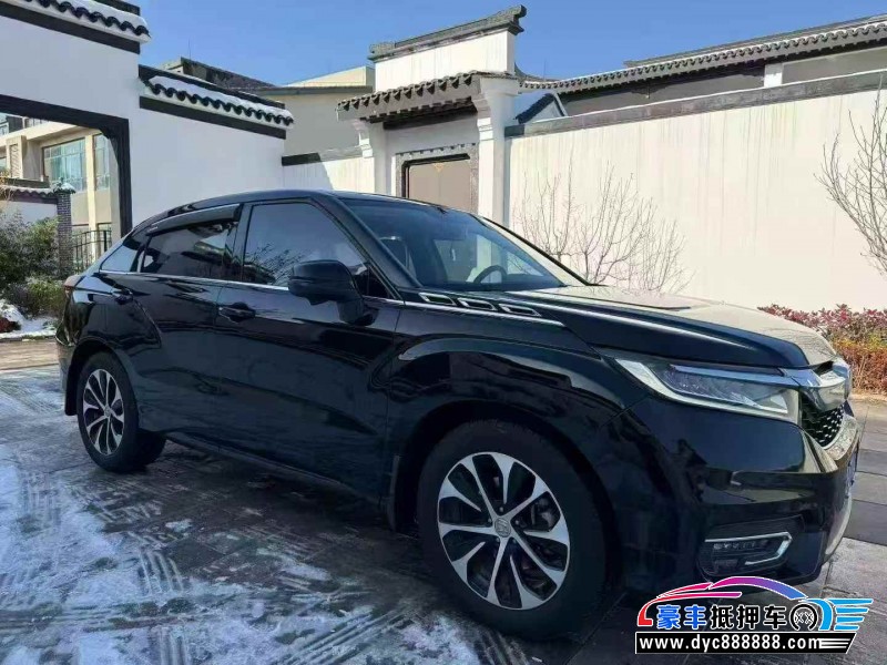 19年本田冠道轿车抵押车出售