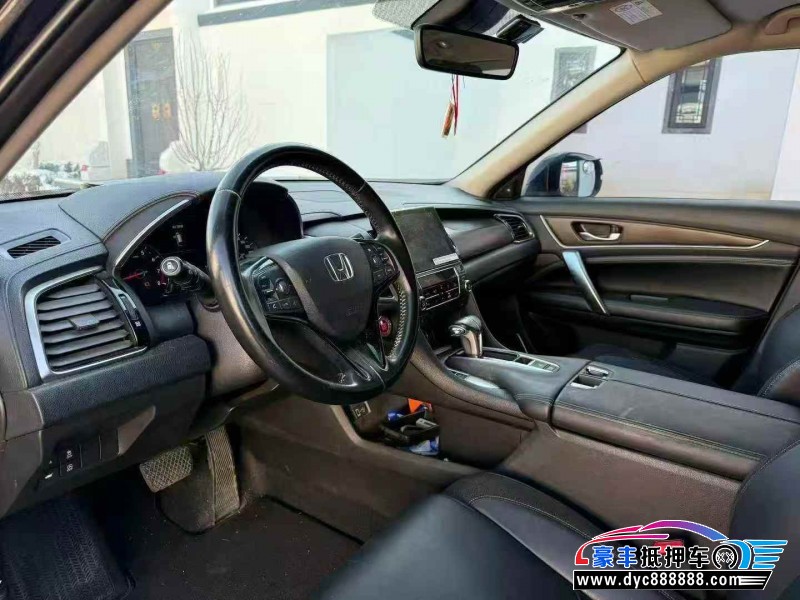 19年本田冠道轿车抵押车出售
