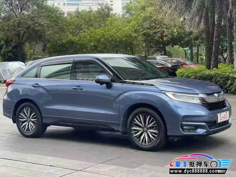 22年本田冠道轿车抵押车出售