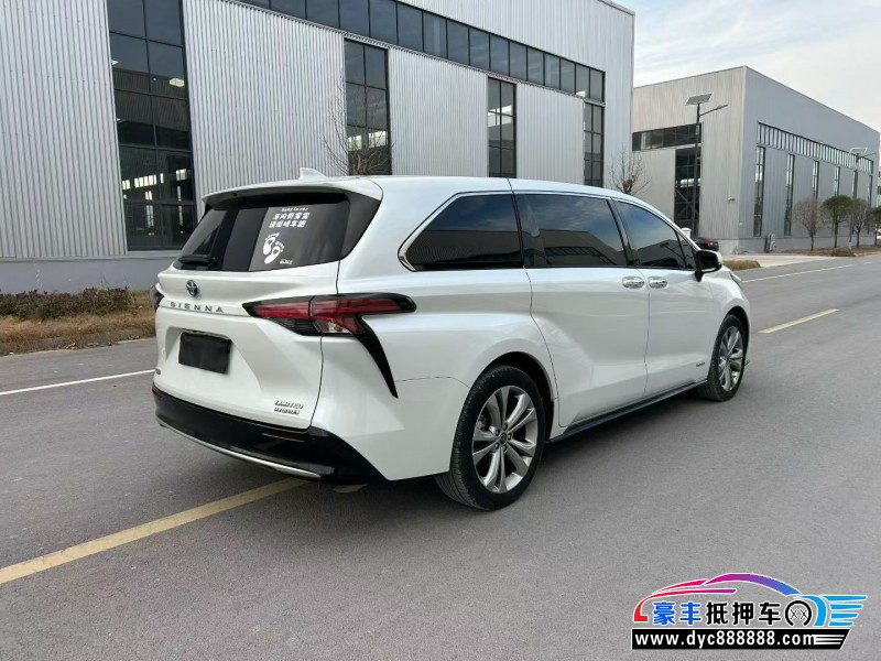 23年丰田塞纳轿车抵押车出售